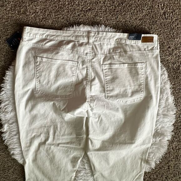 Crown & Ivy Jeans High Rise Skinny Crop New White Stretchy Womens Size 22W - Picture 4 of 11